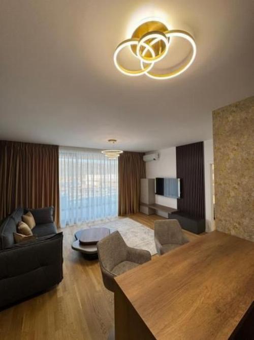 Apartament nou cu 2 camere, terasă generoasă și parcare subterană–Ivy Residence 2