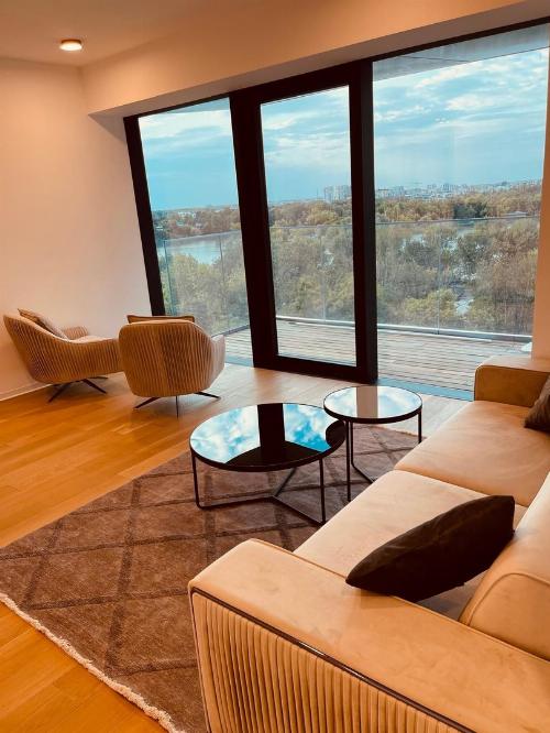 One Mircea Eliade, apartament cu vedere spre lac 1