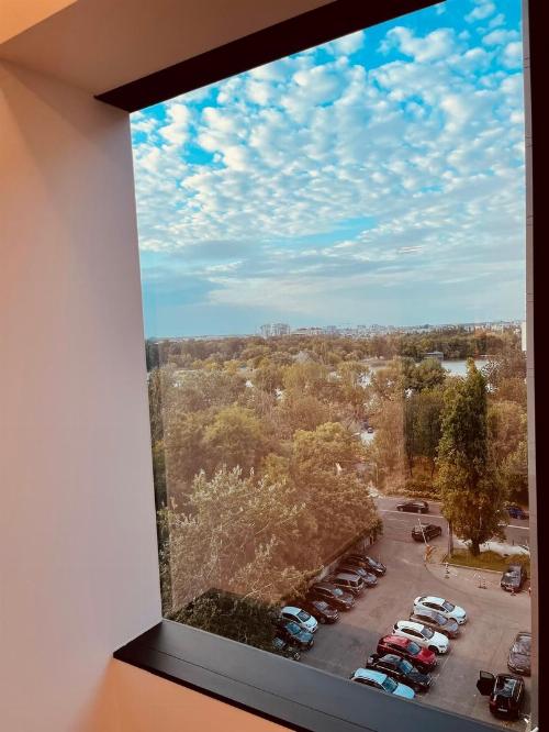 One Mircea Eliade, apartament cu vedere spre lac 7