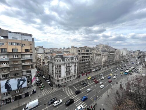 Inchiriere apartamente Braila - 3 Camere Spațioase în Inima Capitalei | Piața Romană | Vedere Panoramică - crosspoint-imobiliare.ro