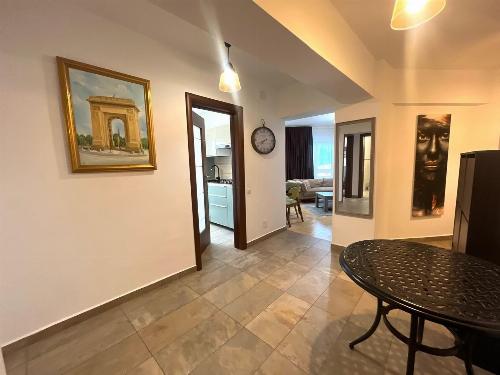 3 Spacious Rooms in the Heart of the Capital | Roman Square | Panoramic view 10