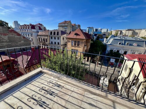 Crosspoint Imobiliare – Crosspoint Real Estate- Bloc boutique! Apartament renovat / parcare subterană și boxă - crosspoint-imobiliare.ro