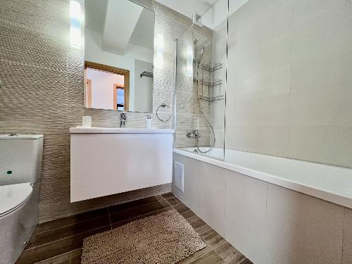 Bloc boutique! Apartament renovat / parcare subterană și boxă 10