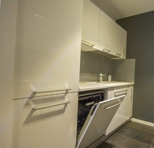 Immediate access to the park / 2 rooms + parking 4