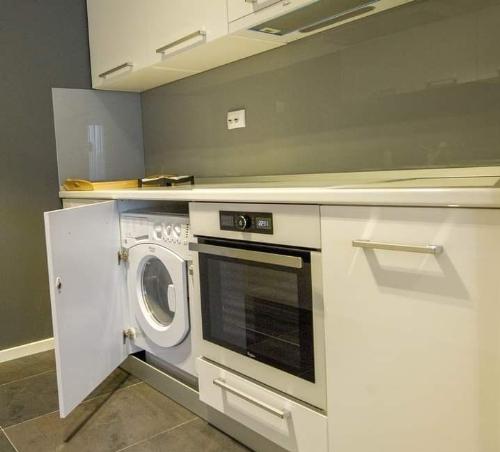 Immediate access to the park / 2 rooms + parking 5