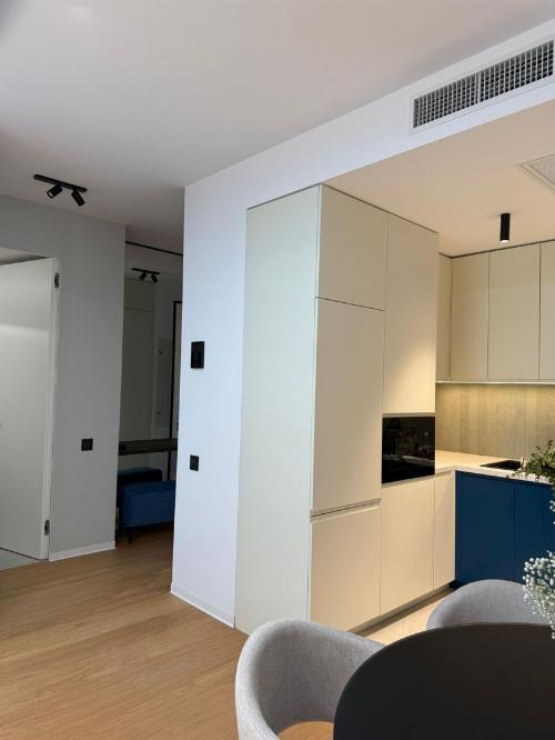 One Floreasca Towers / 2 camere / loc de parcare 8