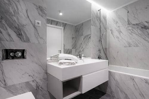 3 camere / One Herastrau Plaza / vedere liberă 7