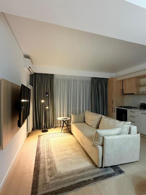 RENT CORTINA NORTH 2 BEDROOMS 5