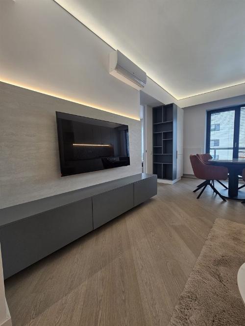 RENT CORTINA NORTH 2 BEDROOMS 4