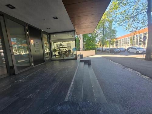 Spatiu comercial Calea Floreasca / terasa generoasa / 2 parcari 2