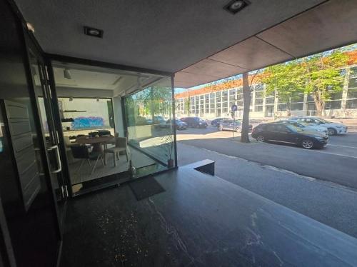 Spatiu comercial Calea Floreasca / terasa generoasa / 2 parcari 3