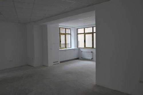 Piata Amzei, birou de dimensiuni medii-open space 4