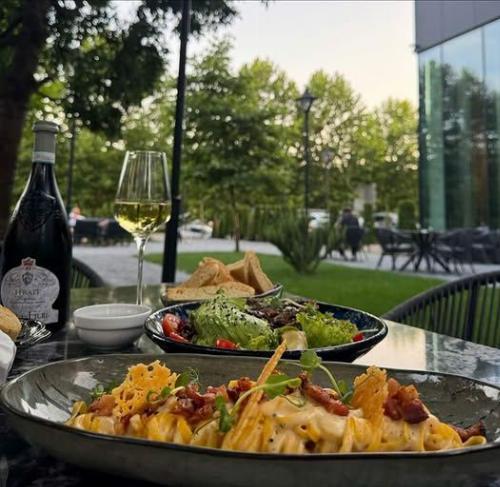 Unirii, restaurant complet mobilat si utilat | ready to operate 1