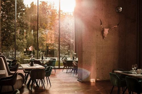 Unirii, restaurant complet mobilat si utilat | ready to operate 2