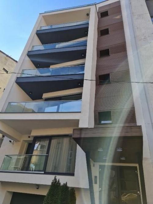 3 room apartment Herastrau 13