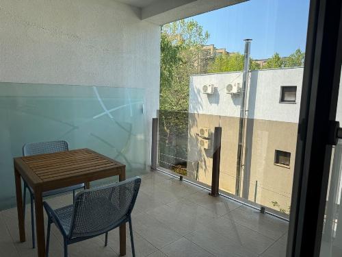 Rent 3 rooms Herastrau | PARKING SPACE 8