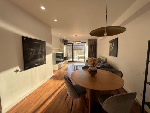 EXCLUSIVE PENTHOUSE WITH PANORAMIC TERRACE ON EROUL IANCU NICOLAE - 2 Premium Rooms with Terrace 23 sqm & Parking Included | Oak - crosspoint-imobiliare.ro