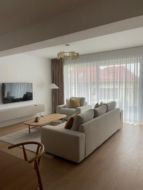 Luxury 4 Room Apartment | 120 sqm Total | Terrace 20 sqm & Parking Included 3