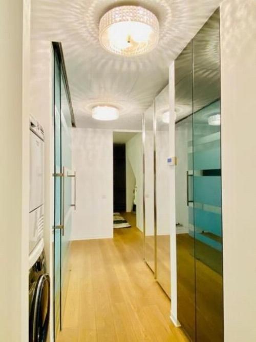 One Charles de Gaulle, duplex for rent 4 rooms 6