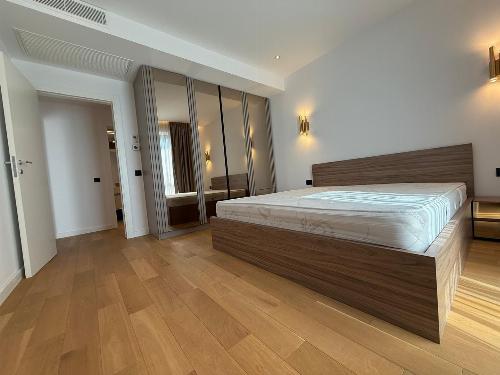 For sale 4 rooms One Herastrau Towers 11