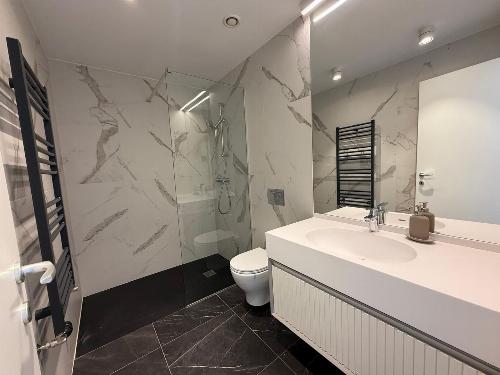 For sale 4 rooms One Herastrau Towers 14