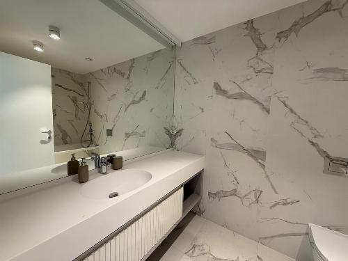 For sale 4 rooms One Herastrau Towers 16