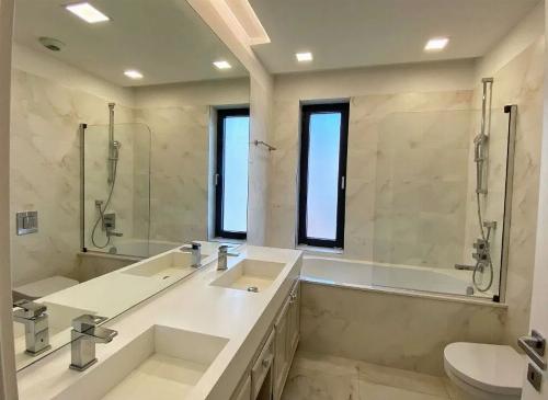 One Herăstrău Park / 3 rooms / parking included 9
