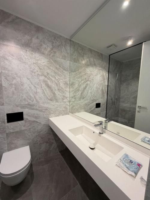 Boutique block with view of the park / 3 rooms / 92 sqm usable 11