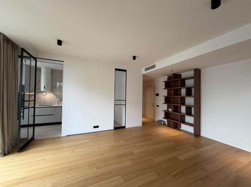 Boutique block with view of the park / 3 rooms / 92 sqm usable 3