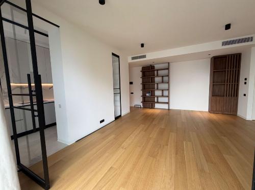 Boutique block with view of the park / 3 rooms / 92 sqm usable 4