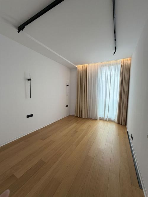 Boutique block with view of the park / 3 rooms / 92 sqm usable 10