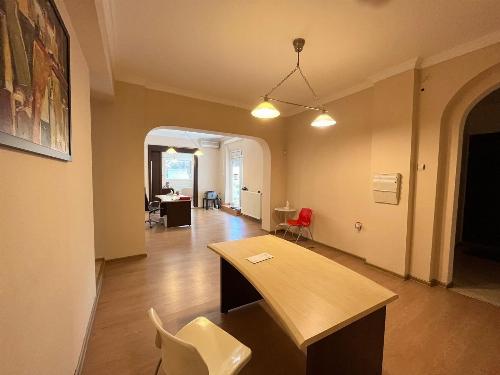 Premium Interwar Apartment | 3 Rooms + Service Room | Calea Victoriei 5