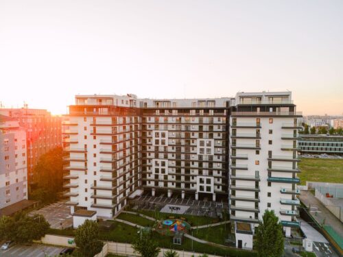 Vanzare apartamente Bacau - Apartament 3 camere complet mobilat Vulcan Residence - crosspoint-imobiliare.ro