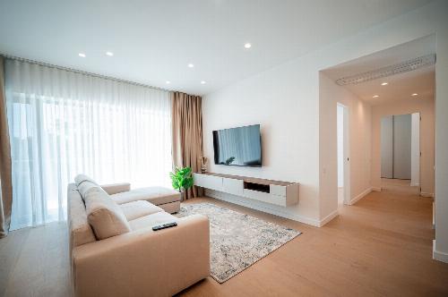 Apartament 3 camere de închiriat – Aviatiei Towers 12