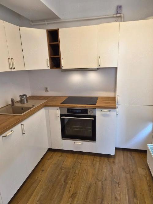 Apartament de vanzare cu 3 camere zona Baneasa 4