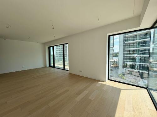 Apartament premium cu 4 camere | Vedere spectaculoasă către lac | One Lake Club 5