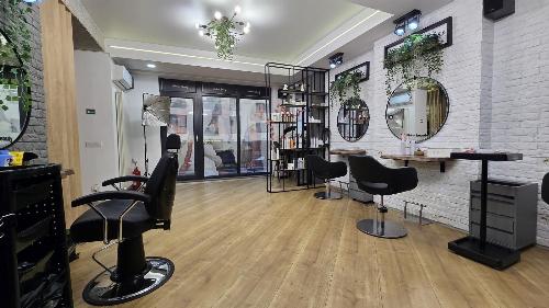 Fully functional beauty salon for sale – turnkey business 3