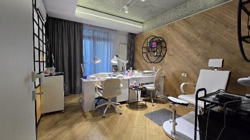 Fully functional beauty salon for sale – turnkey business 7