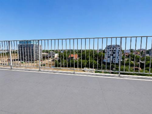 Modern 2-room apartment | Upper floor | Unobstructed View | One Lake District 2