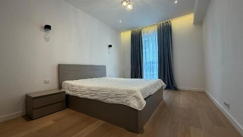Inchiriere 2 camere 4