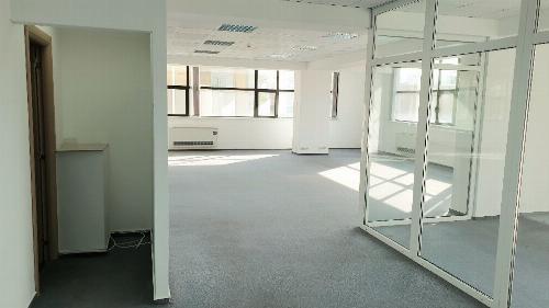 Expozitiei Center 11