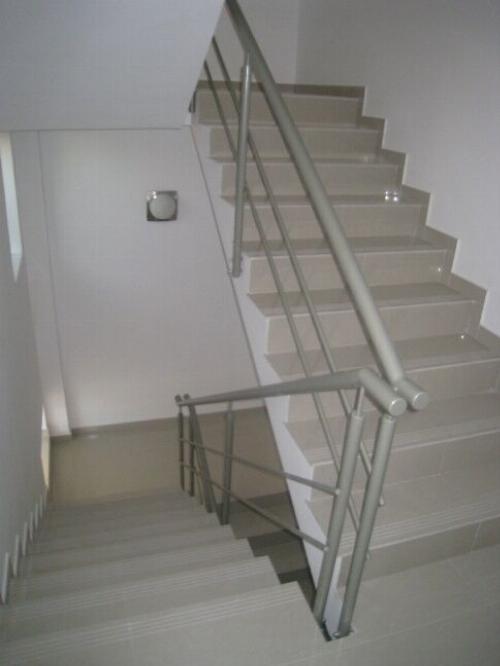 Expozitiei Center 12