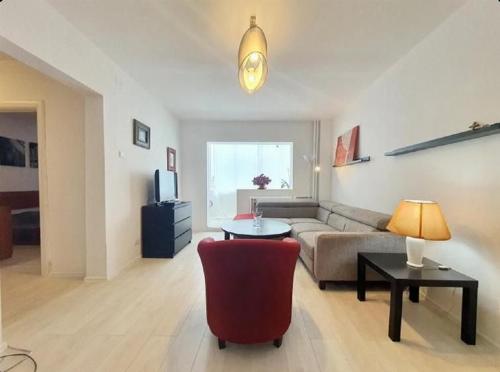 Apartament Investițional în Domenii | Se Vinde Mobilat & Utilat 1