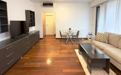 Apartament cu 2 camere și parcare inclusă în Herastrau 2