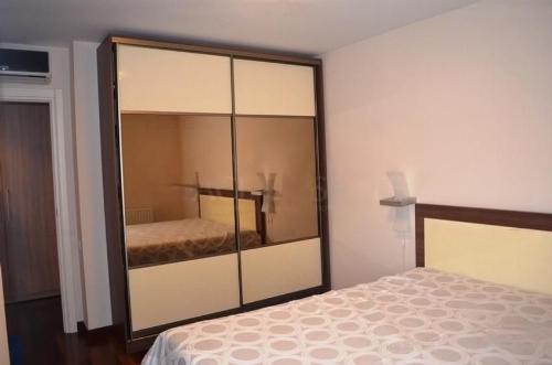 Apartament cu 2 camere și parcare inclusă în Herastrau 6