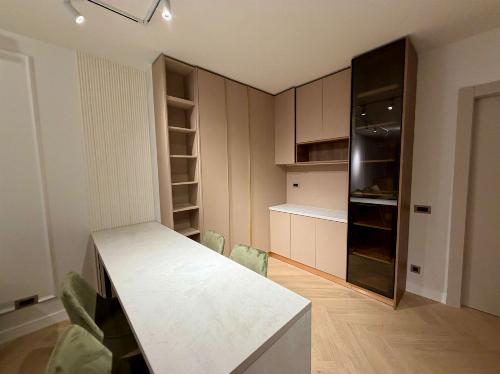 Apartament premium 4 camere si grădină privată generoasă / 2 parcări incluse 7