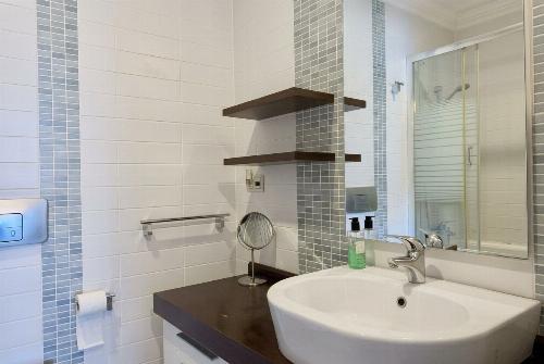 Emerald Residence | Lake View | Underground Parking 10