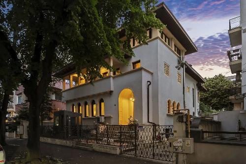 Rare property on Aviatorilor Boulevard. Exclusive premium villa 17