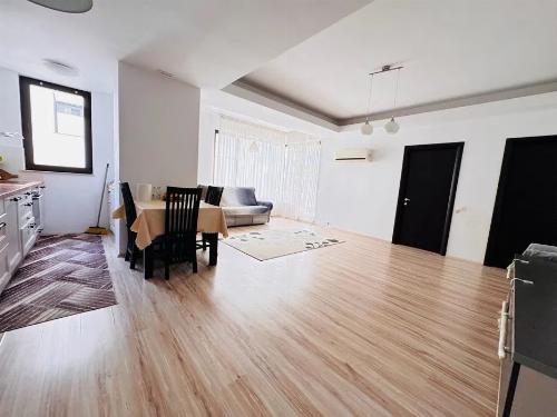 3 Premium Rooms | Herastrau – Bordei | Underground Parking 1