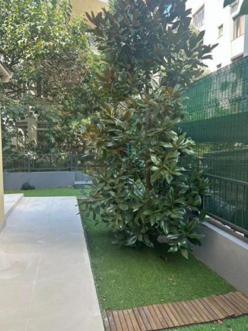 Private Garden | Herastrau | Parking 14